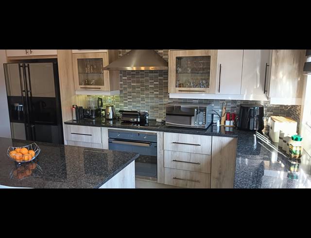 4 BEDROOM HOUSE RENTED IN EDLEEN